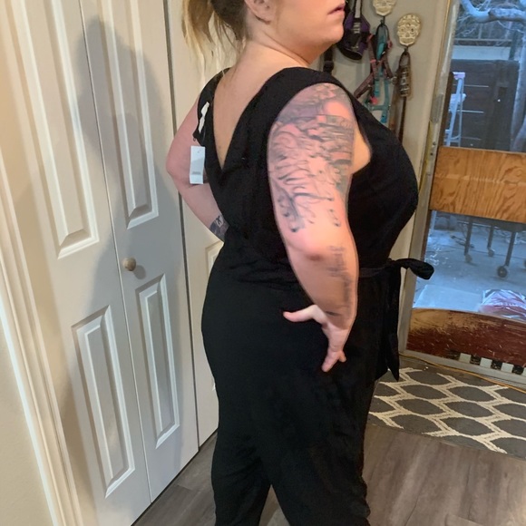 Loft plus size Black jumpsuit - Picture 3 of 8